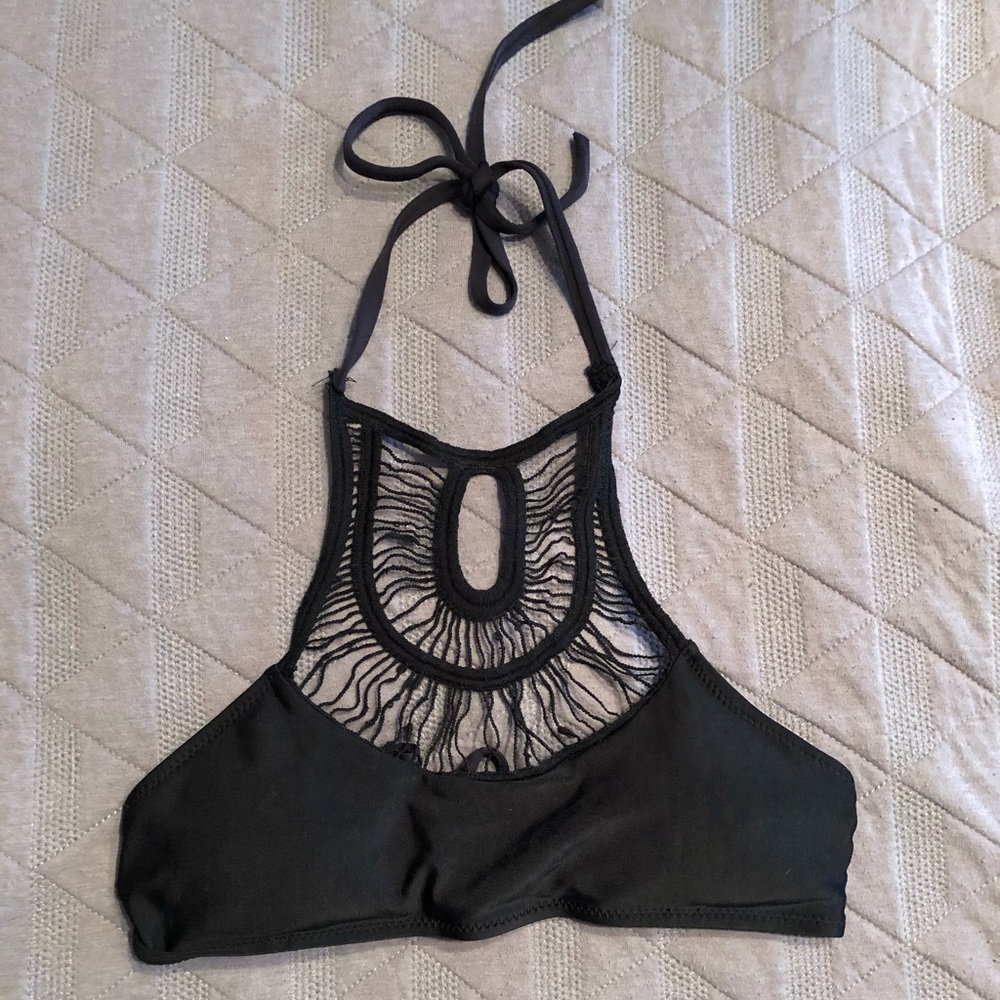 Bikini top